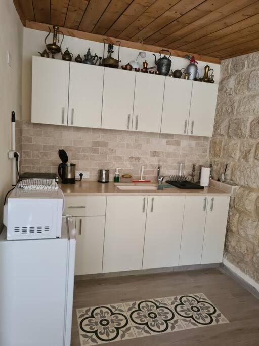 Holiday home חצר שמואלי - יחידת אירוח זוגית במושב *